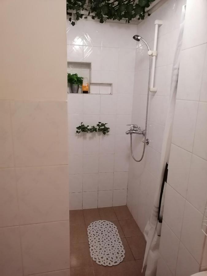 Low Cost Apartment Belgrad Zewnętrze zdjęcie
