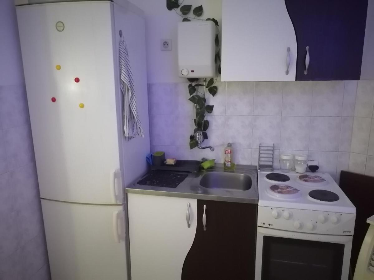 Low Cost Apartment Belgrad Zewnętrze zdjęcie